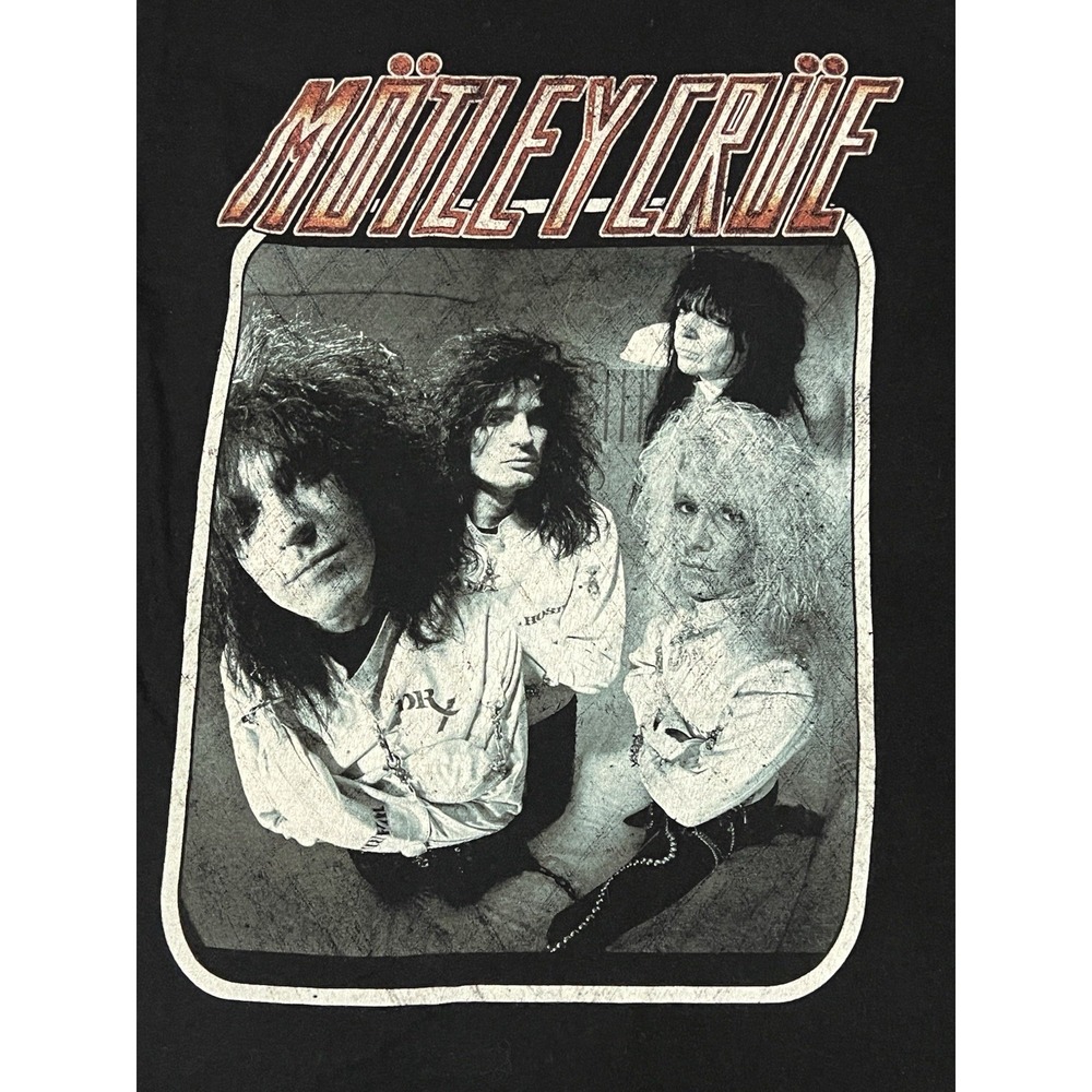 Vintage Motley Crew T-Shirt Large Bay Island Dr Feelgood 89